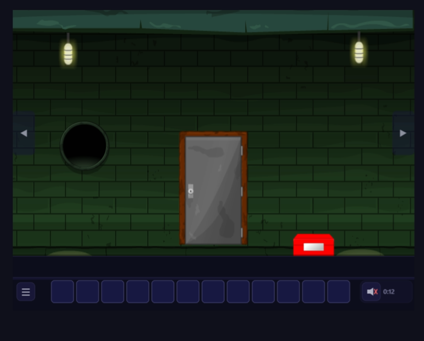 Browser showing editor tab and test player tab with first scene, navigation arrows, and inventory bar